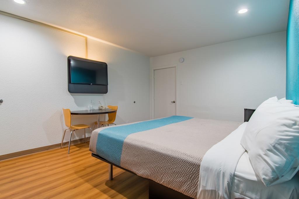 Motel 6-San Bernardino, Ca - Downtown Ruang foto