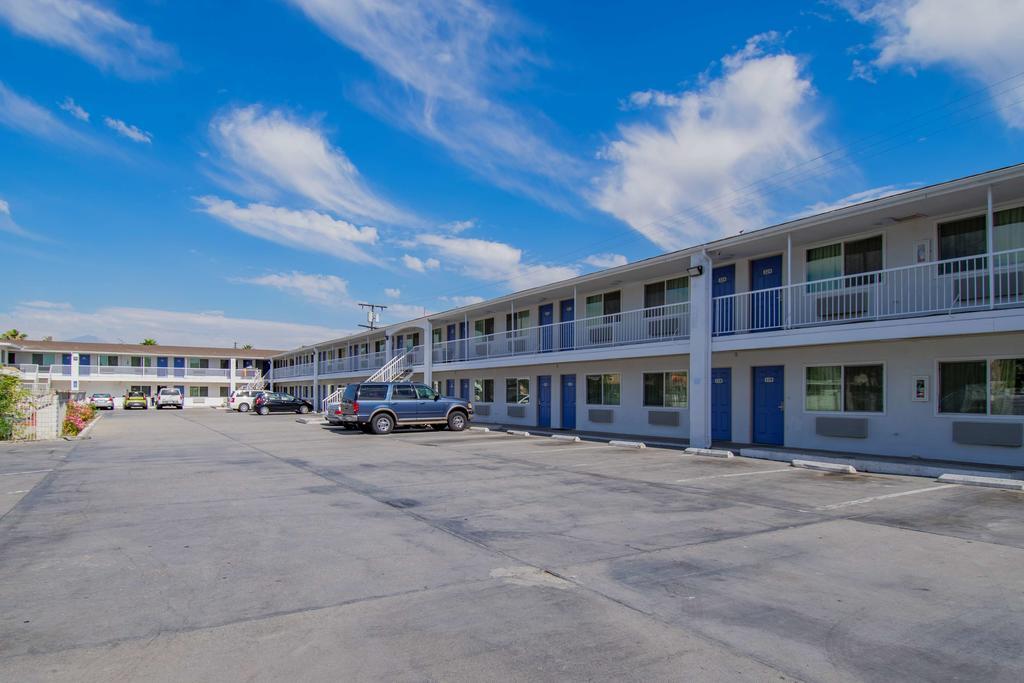 Motel 6-San Bernardino, Ca - Downtown Bagian luar foto
