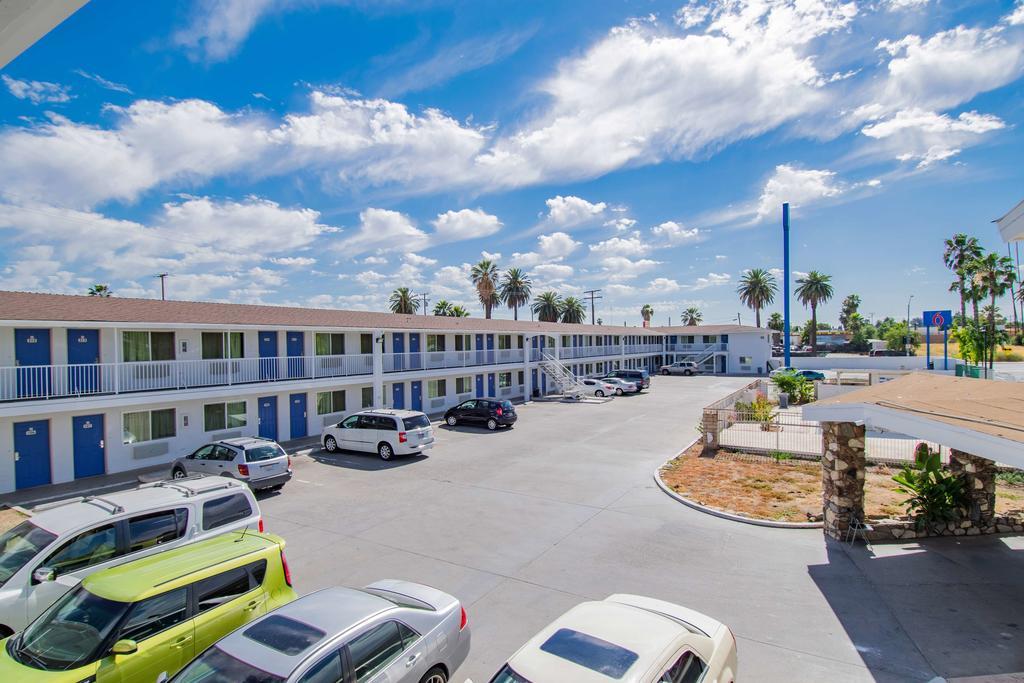 Motel 6-San Bernardino, Ca - Downtown Bagian luar foto